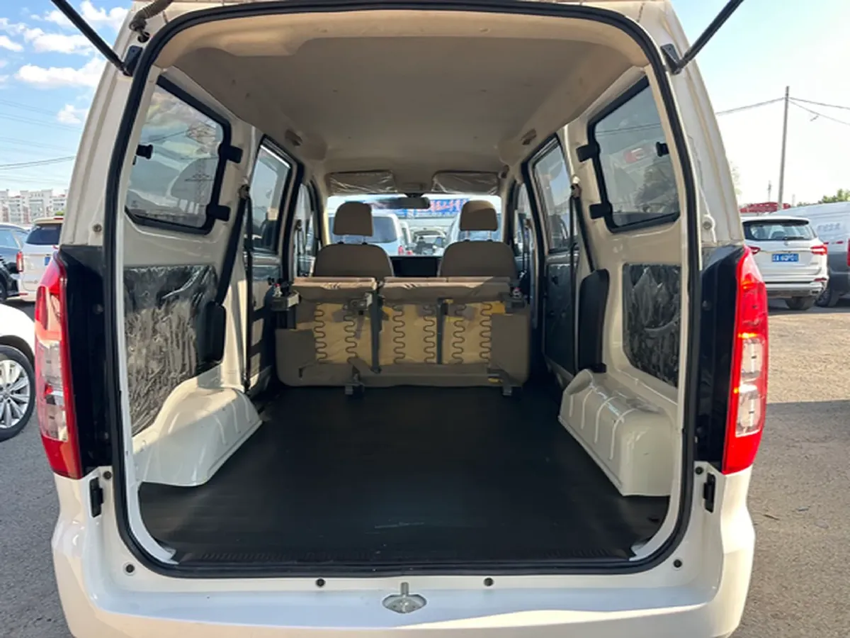 2022 JinBei Little Sea Lion X30 1.5L 102HP L4 5MT,autocango,china used car exporter,china ev exporter,chinese used car exporter,chinese used ev exporter