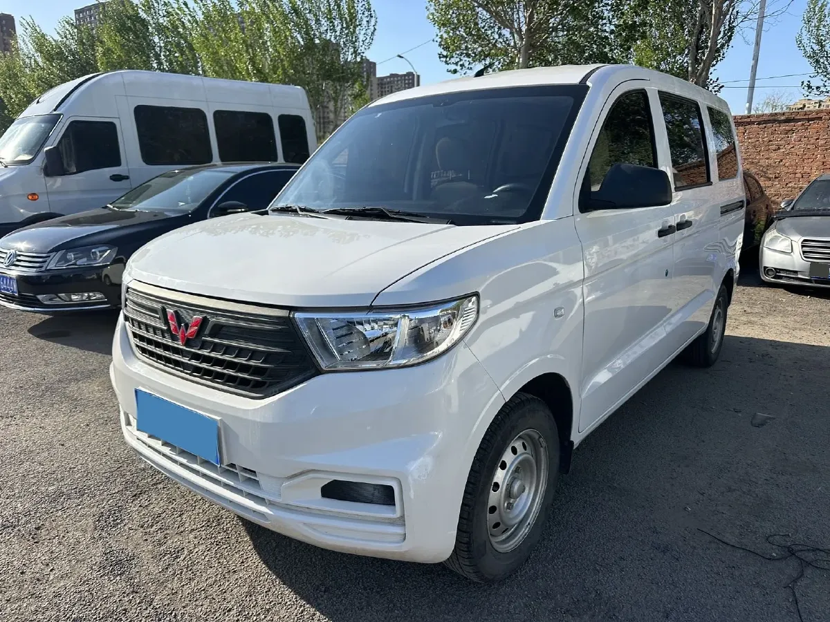 2022 JinBei Little Sea Lion X30 1.5L 102HP L4 5MT,autocango,china used car exporter,china ev exporter,chinese used car exporter,chinese used ev exporter