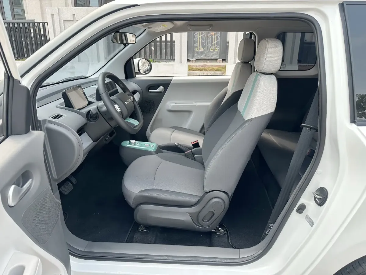 2025 LingBox BOX BEV 19.2KWH,autocango,china used car exporter,china ev exporter,chinese used car exporter,chinese used ev exporter