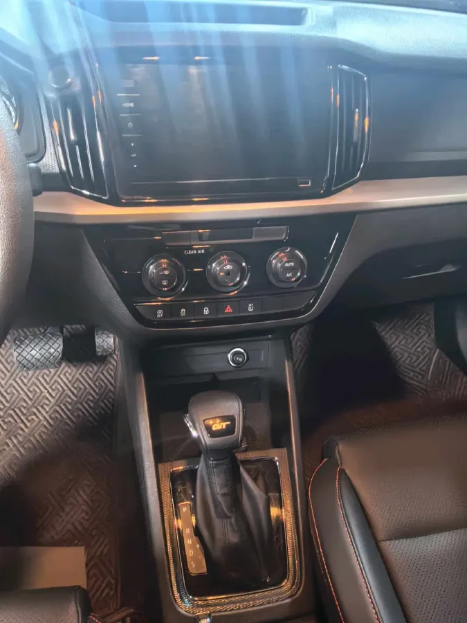 2022 Skoda Kamiq 1.5L 112HP L4 6AT,autocango,china used car exporter,china ev exporter,chinese used car exporter,chinese used ev exporter