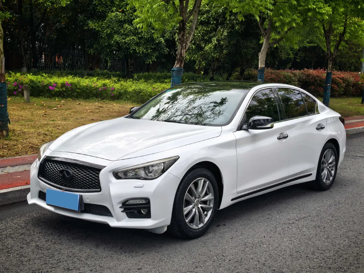 2016 Infiniti Q50L 2.0T 211HP L4 7AT,autocango,china used car exporter,china ev exporter,chinese used car exporter,chinese used ev exporter
