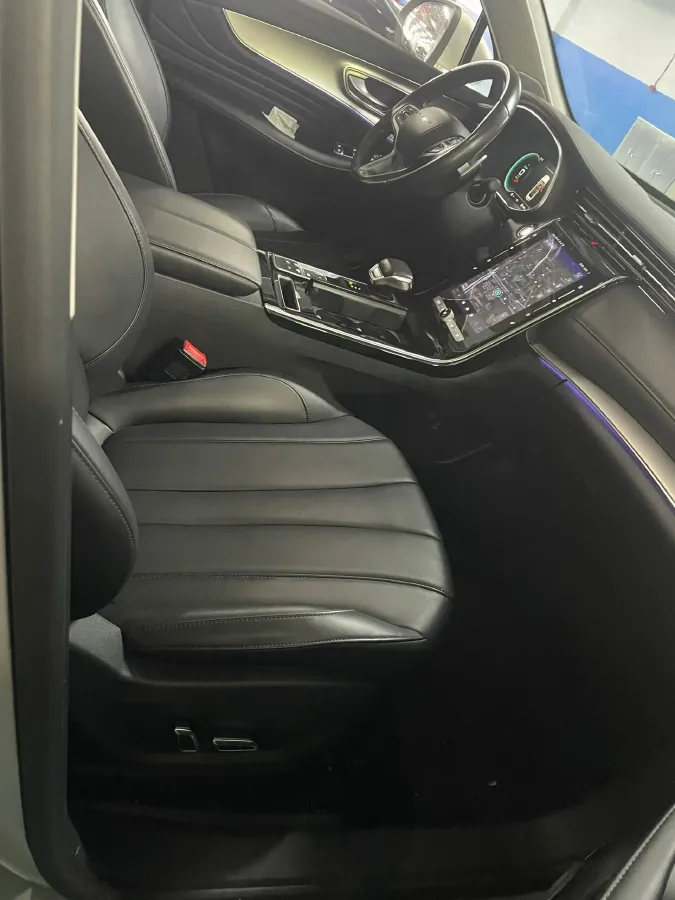 2020 Roewe RX5 eMAX 1.5T 169HP L4 AMT PHEV 16.6KWH,autocango,china used car exporter,china ev exporter,chinese used car exporter,chinese used ev exporter