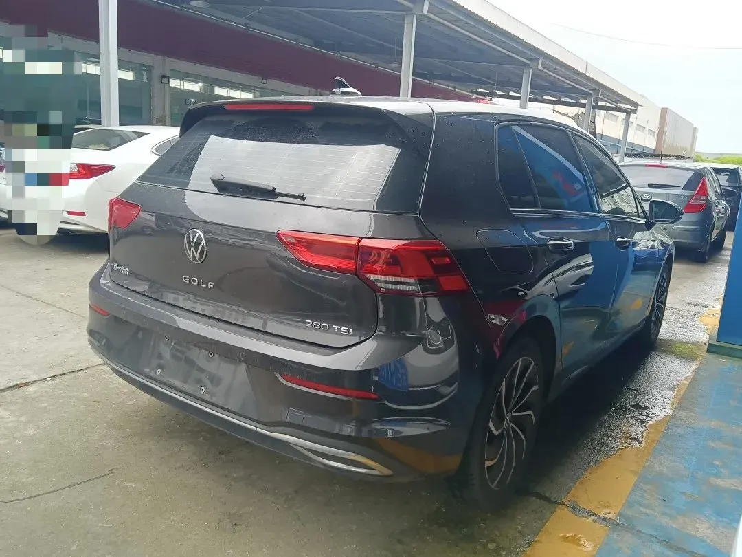 2011 Volvo XC60 2.0T 203HP L4 6DCT,autocango,china used car exporter,china ev exporter,chinese used car exporter,chinese used ev exporter