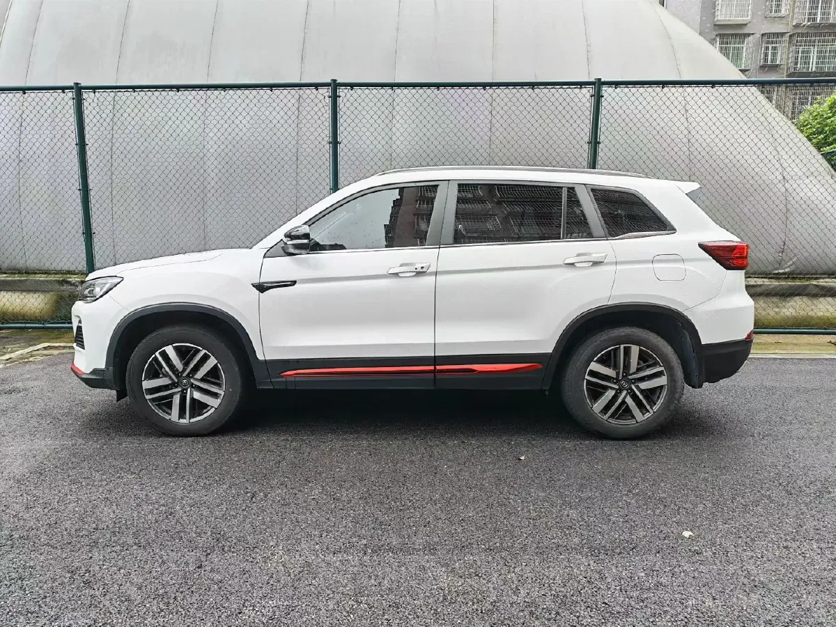2022 ChangAn CS75 1.5T 180HP L4 7DCT,autocango,china used car exporter,china ev exporter,chinese used car exporter,chinese used ev exporter