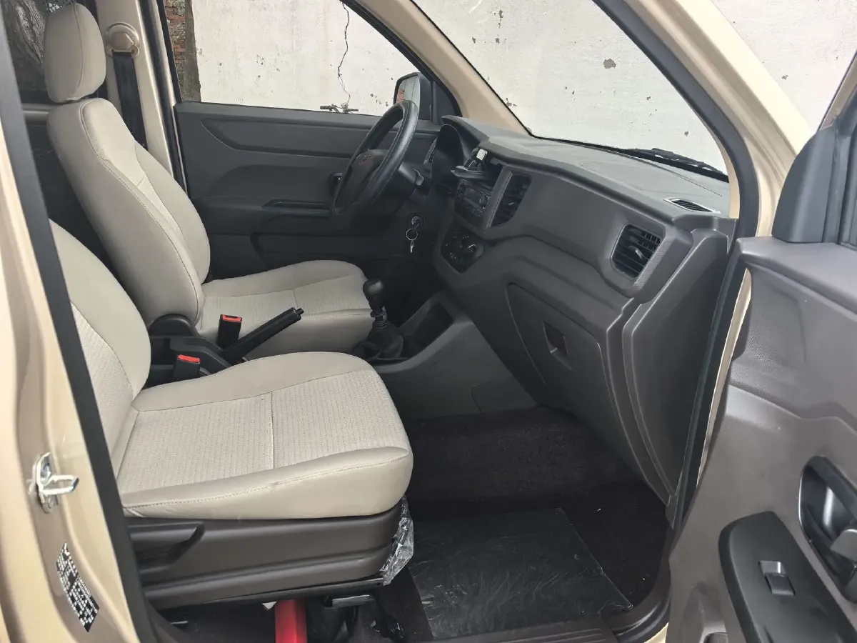 2022 JinBei Little Sea Lion X30 1.5L 102HP L4 5MT,autocango,china used car exporter,china ev exporter,chinese used car exporter,chinese used ev exporter