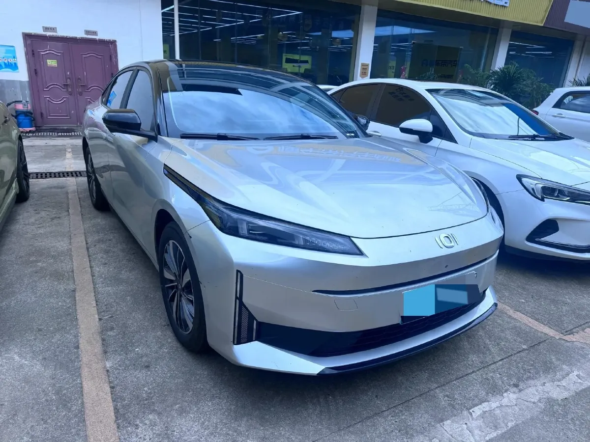 2024 ChangAn QiYuan A05 1.5L 110HP L4 E-CVT PHEV 9.07KWH,autocango,china used car exporter,china ev exporter,chinese used car exporter,chinese used ev exporter