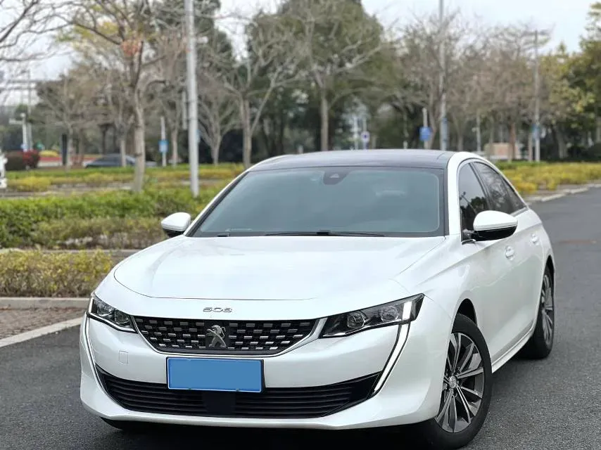 2022 Peugeot 508 1.6T 170HP L4 6AT,autocango,china used car exporter,china ev exporter,chinese used car exporter,chinese used ev exporter
