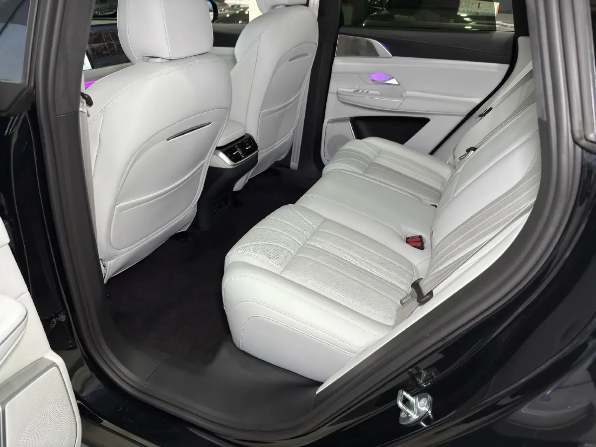 2025 Xpeng G9 BEV 79KWH,autocango,china used car exporter,china ev exporter,chinese used car exporter,chinese used ev exporter