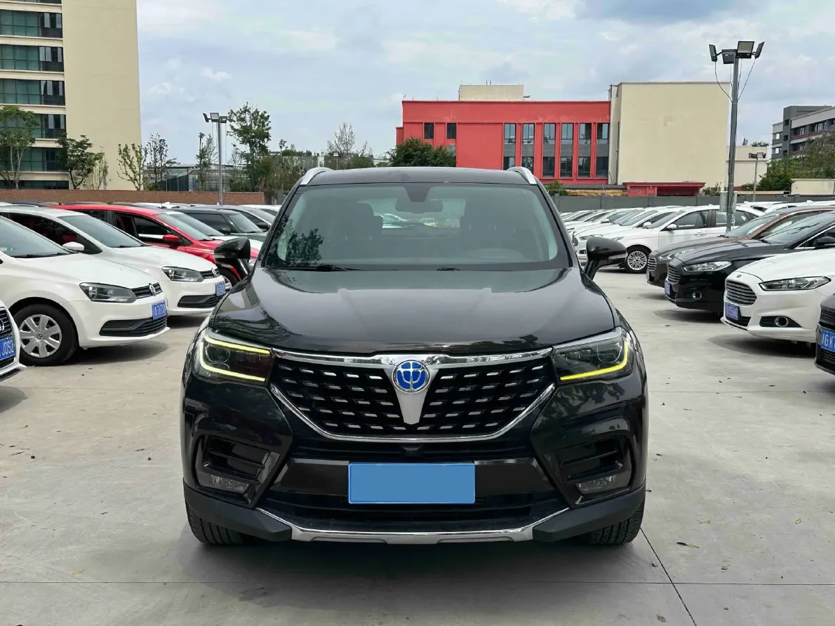 2018 Brilliance Auto V7 1.6T 204HP L4 7DCT,autocango,china used car exporter,china ev exporter,chinese used car exporter,chinese used ev exporter