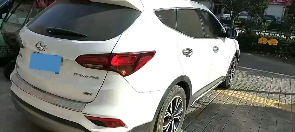2017 Hyundai Santafe 2.0T 245HP L4 6AT,autocango,china used car exporter,china ev exporter,chinese used car exporter,chinese used ev exporter