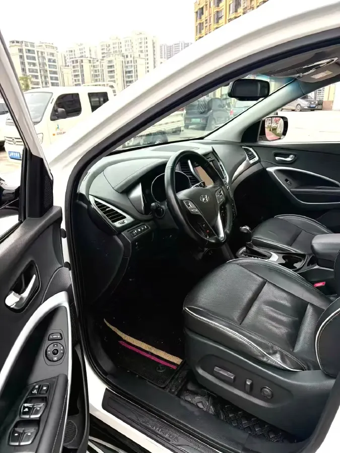 2017 Hyundai Santafe 2.0T 245HP L4 6AT,autocango,china used car exporter,china ev exporter,chinese used car exporter,chinese used ev exporter