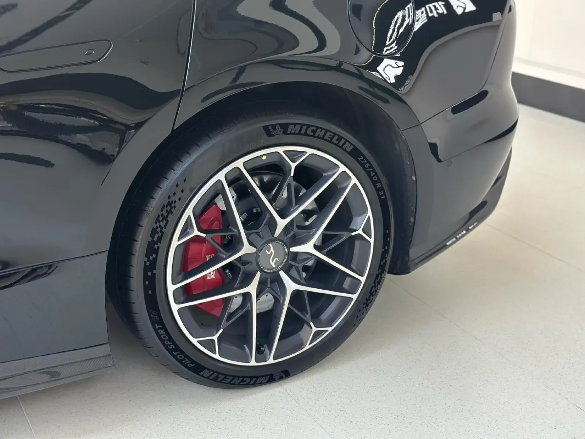 2025 YangWang U7 2.0T 245HP H4 E-CVT PHEV 52.4KWH,autocango,china used car exporter,china ev exporter,chinese used car exporter,chinese used ev exporter