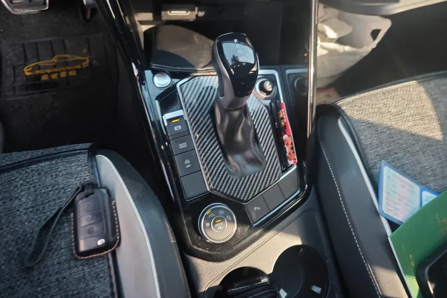 2019 Mercedes-Benz GLA Class 1.6T 156HP L4 7DCT,autocango,china used car exporter,china ev exporter,chinese used car exporter,chinese used ev exporter