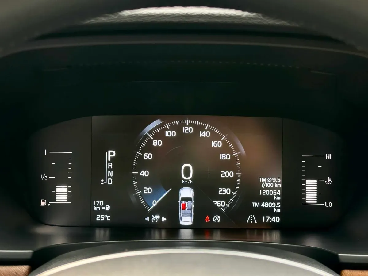 2019 Infiniti Q70 2.0T 211HP L4 7AT,autocango,china used car exporter,china ev exporter,chinese used car exporter,chinese used ev exporter