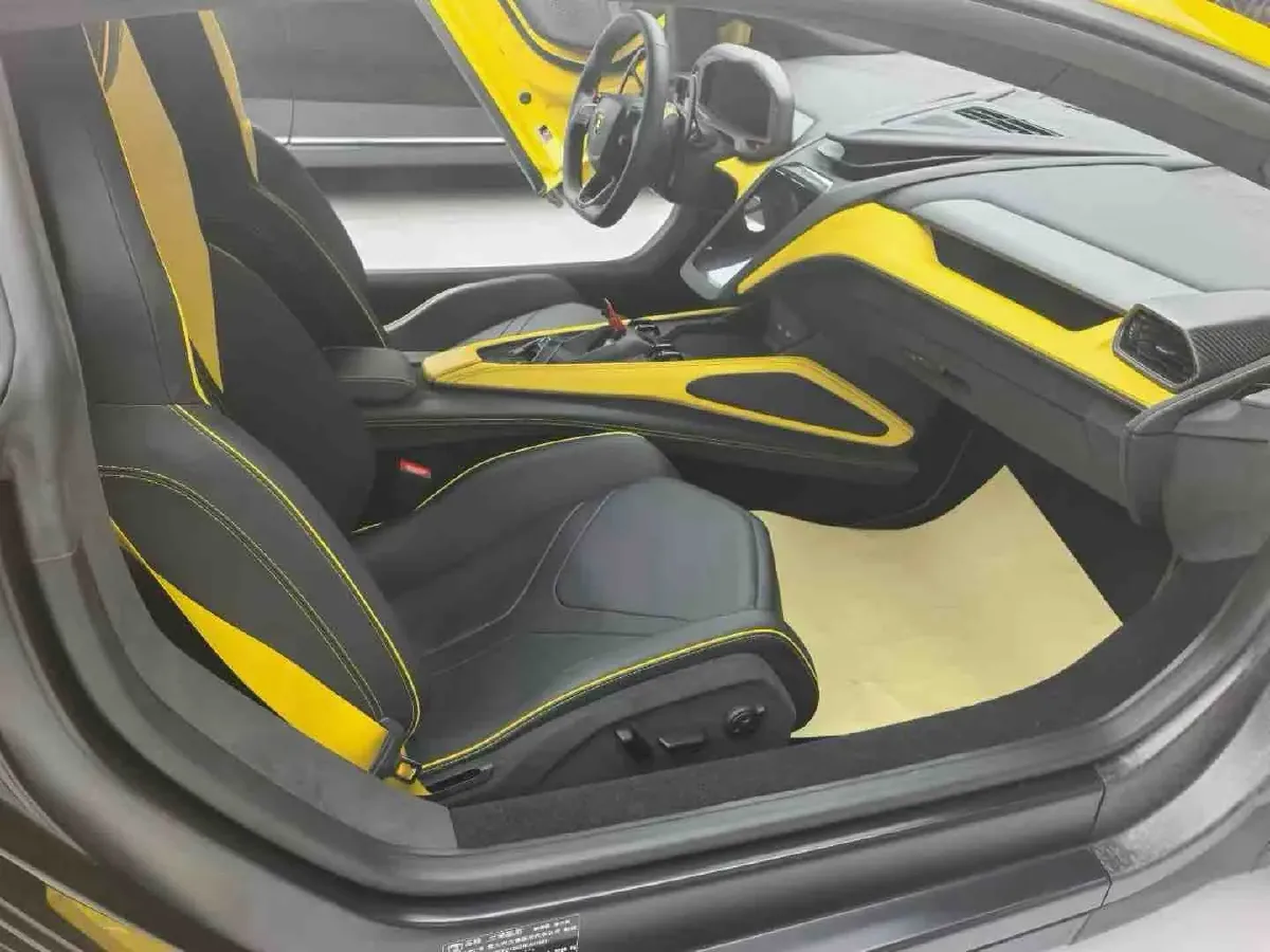 2023 Lamborghini Revuelto 6.5L 826HP V12 8DCT PHEV 3.8KWH,autocango,china used car exporter,china ev exporter,chinese used car exporter,chinese used ev exporter