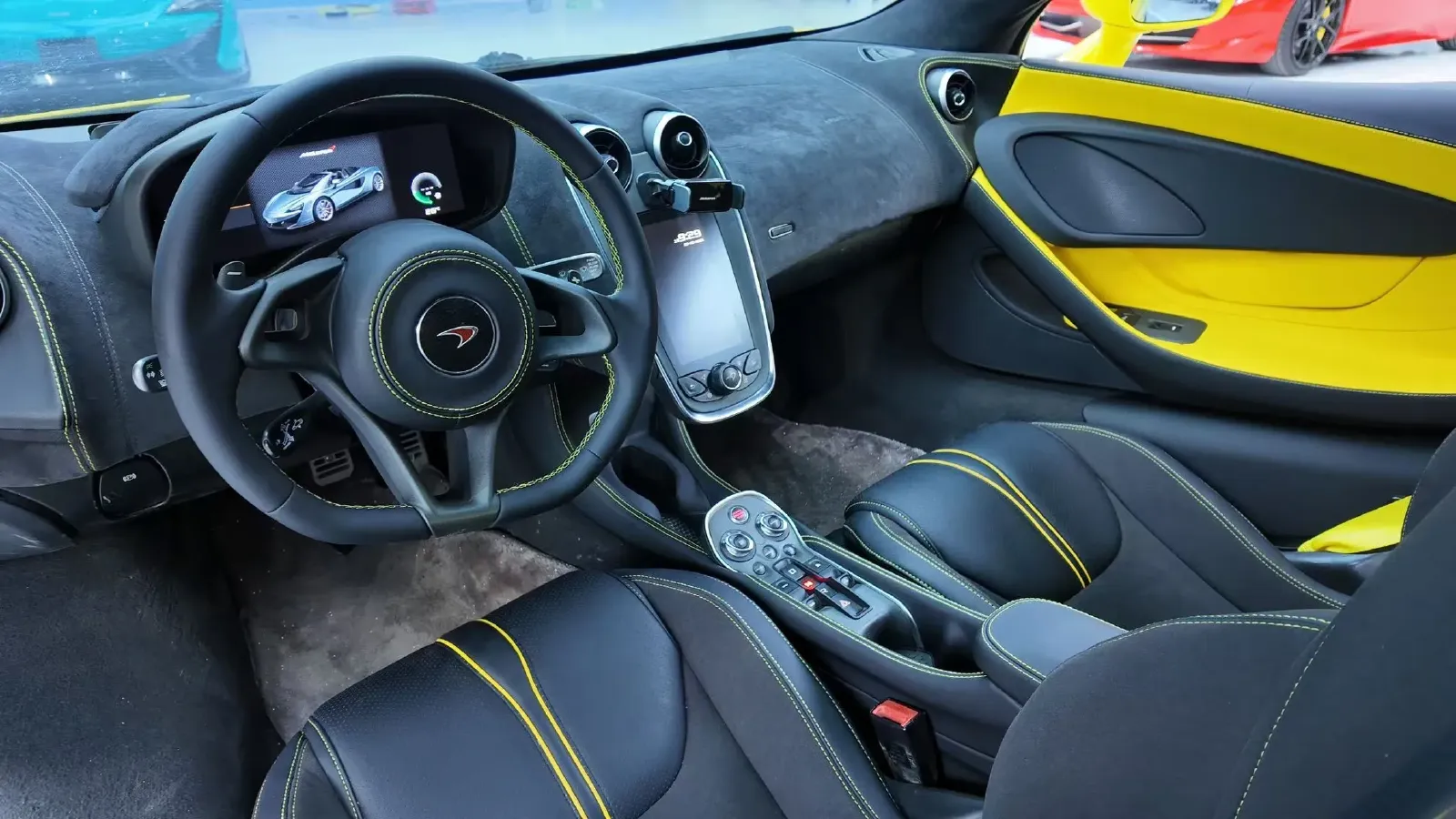 2019 McLaren 570 3.8T 570HP V8 7DCT,autocango,china used car exporter,china ev exporter,chinese used car exporter,chinese used ev exporter