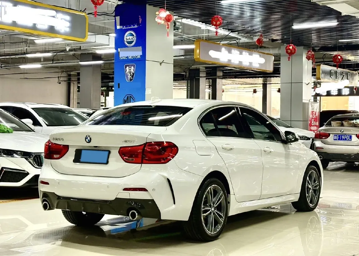 2022 BMW 1 Series 1.5T 140HP L3 7DCT,autocango,china used car exporter,china ev exporter,chinese used car exporter,chinese used ev exporter