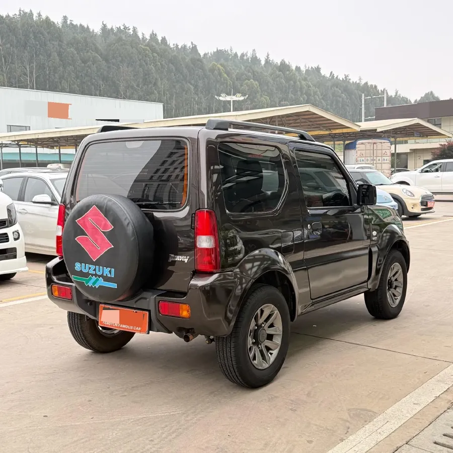 2015 Suzuki Jimny 1.3L 85HP L4 5MT,autocango,china used car exporter,china ev exporter,chinese used car exporter,chinese used ev exporter