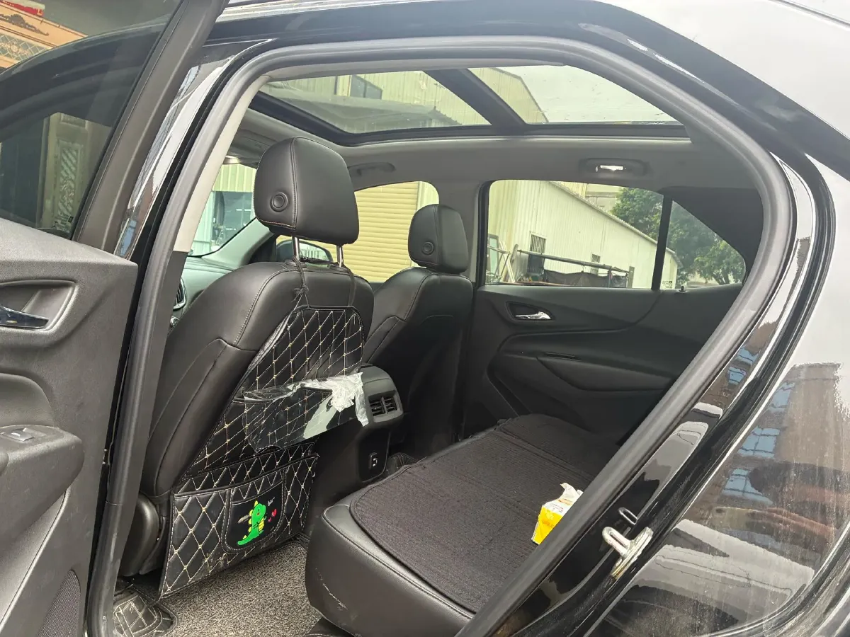 2021 Chevrolet Equinox 1.5T 169HP L4 6AT,autocango,china used car exporter,china ev exporter,chinese used car exporter,chinese used ev exporter
