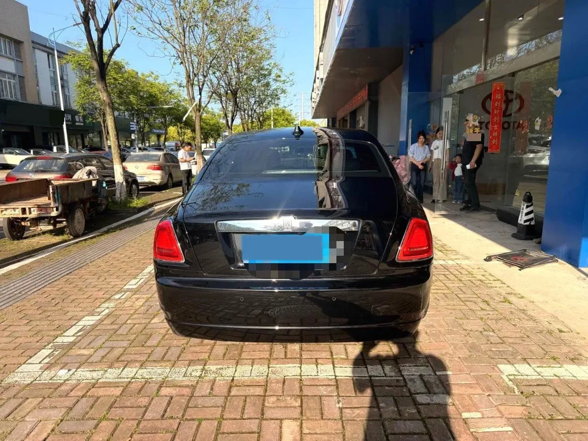 2018 Rolls-Royce Ghost 6.6T 571HP V12 8AT,autocango,china used car exporter,china ev exporter,chinese used car exporter,chinese used ev exporter