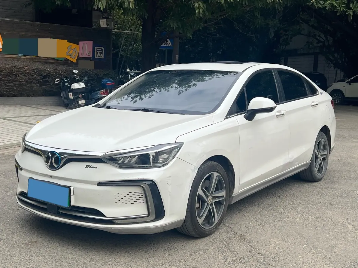 2018 BeiJing Auto EU5 BEV 53.66KWH,autocango,china used car exporter,china ev exporter,chinese used car exporter,chinese used ev exporter