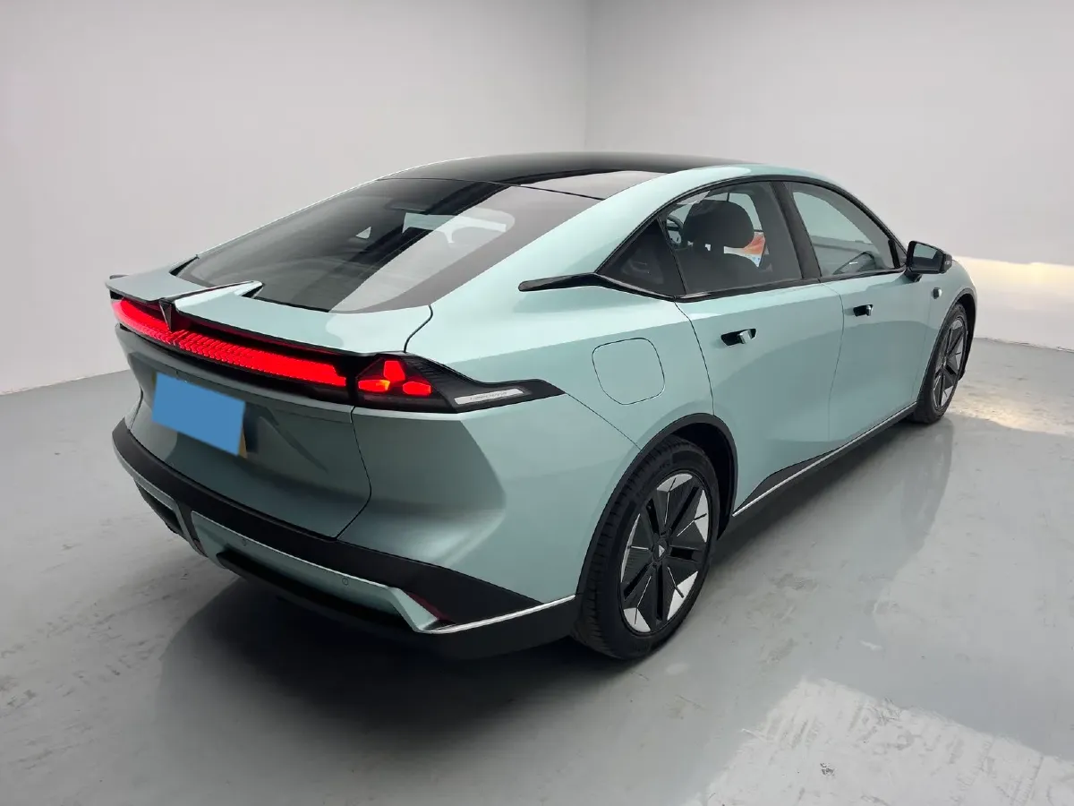 2022 DongFeng Forthing LingZhi EV BEV 68.4KWH,autocango,china used car exporter,china ev exporter,chinese used car exporter,chinese used ev exporter