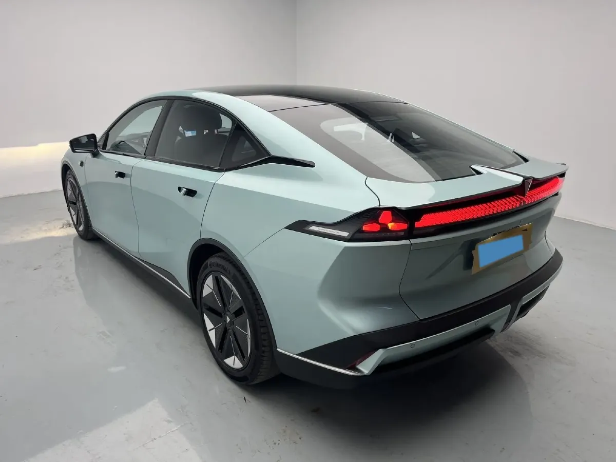 2022 DongFeng Forthing LingZhi EV BEV 68.4KWH,autocango,china used car exporter,china ev exporter,chinese used car exporter,chinese used ev exporter