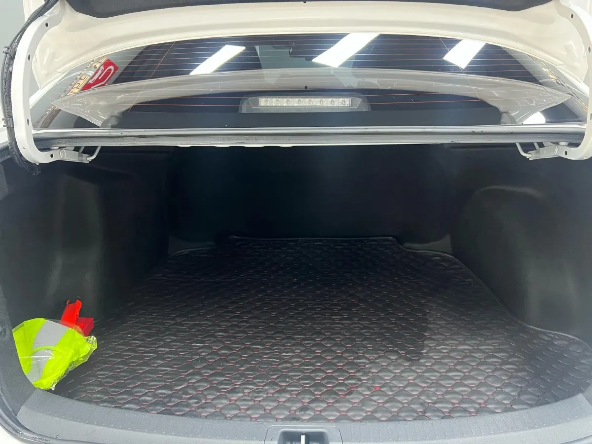 2021 Toyota Corolla 1.5L 121HP L3 CVT,autocango,china used car exporter,china ev exporter,chinese used car exporter,chinese used ev exporter