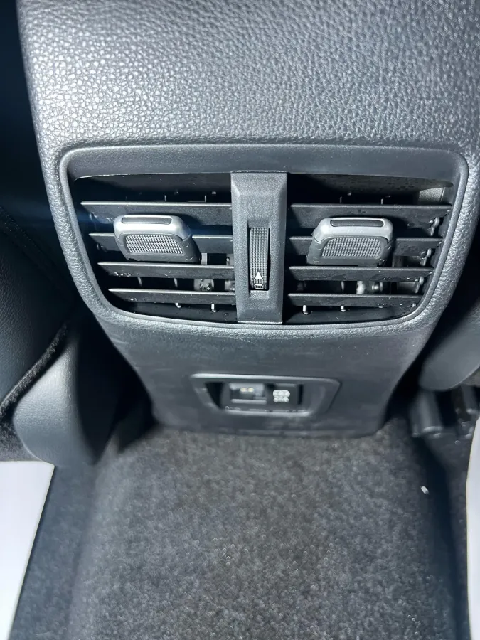 2021 Toyota Corolla 1.5L 121HP L3 CVT,autocango,china used car exporter,china ev exporter,chinese used car exporter,chinese used ev exporter