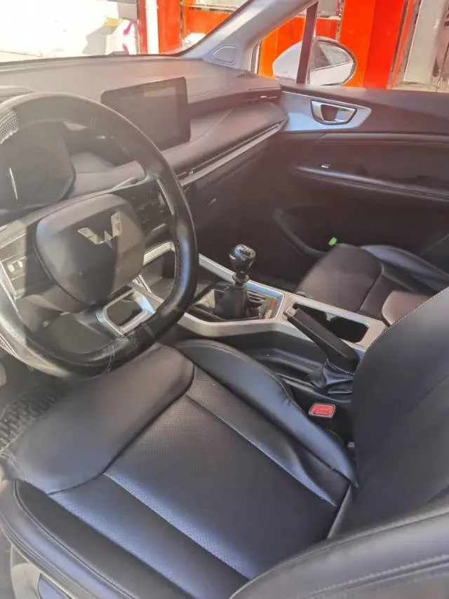 2022 WuLing JiaChen 1.5T 147HP L4 6MT,autocango,china used car exporter,china ev exporter,chinese used car exporter,chinese used ev exporter