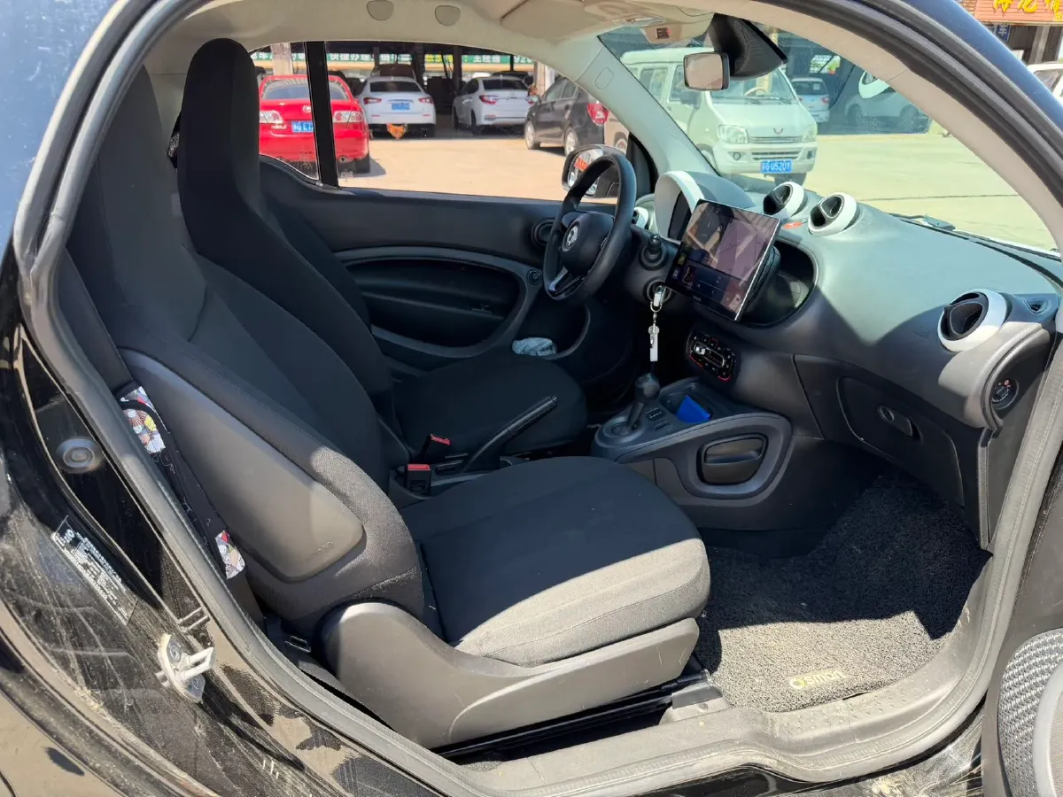 2015 Smart smart fortwo 1.0L 71HP L3 5AMT,autocango,china used car exporter,china ev exporter,chinese used car exporter,chinese used ev exporter