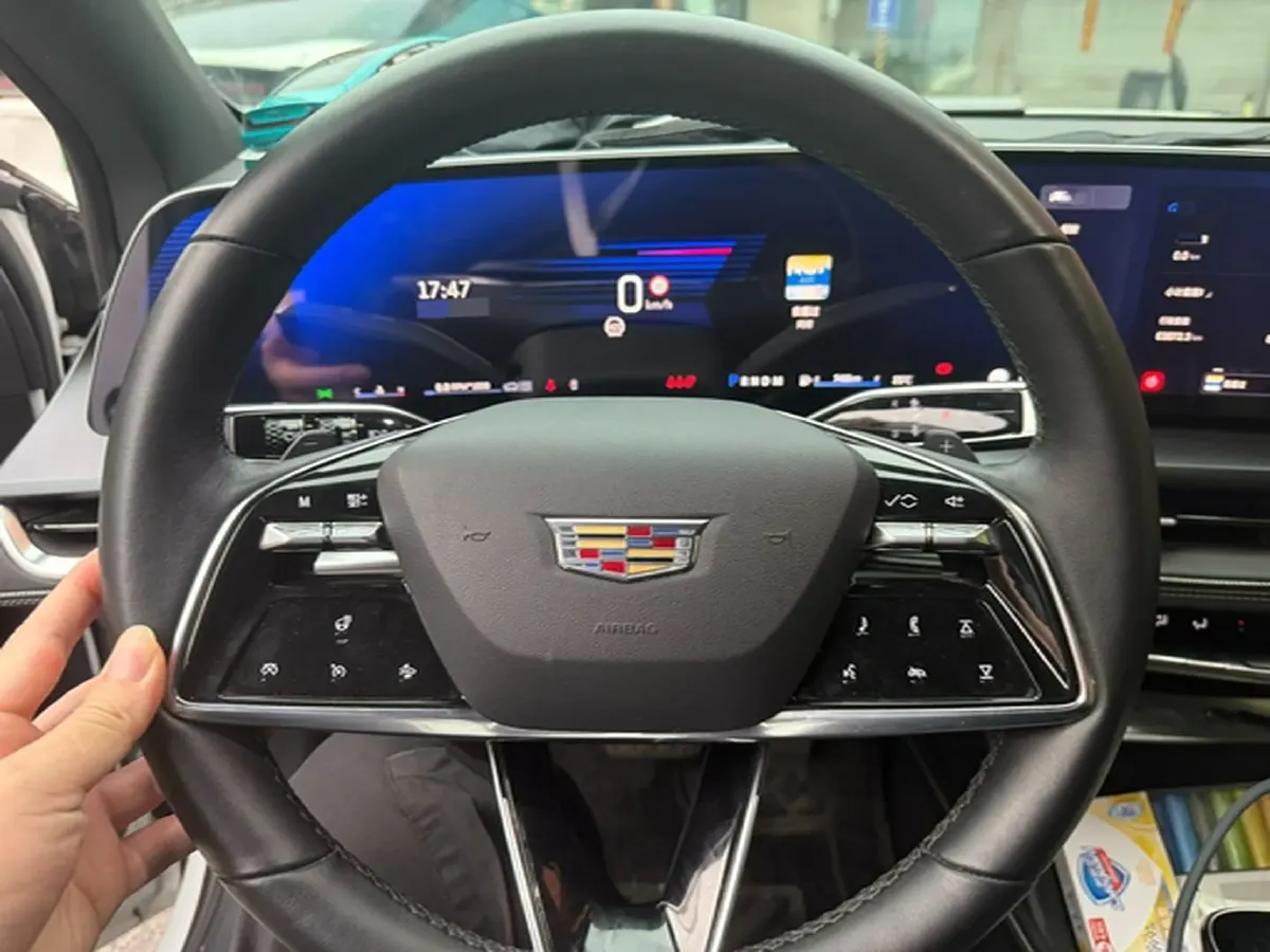 2023 Cadillac GT4 1.5T 211HP L4 9AT,autocango,china used car exporter,china ev exporter,chinese used car exporter,chinese used ev exporter