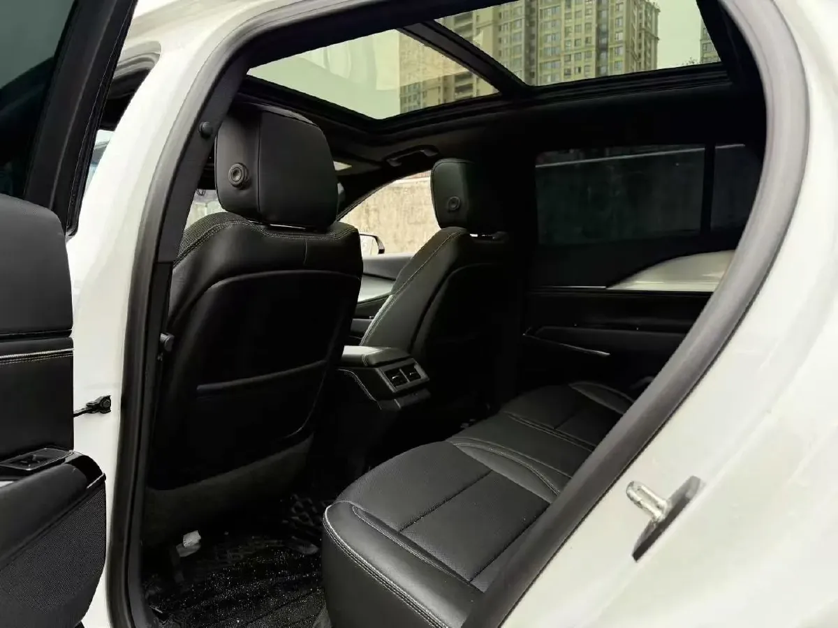 2023 Cadillac GT4 1.5T 211HP L4 9AT,autocango,china used car exporter,china ev exporter,chinese used car exporter,chinese used ev exporter
