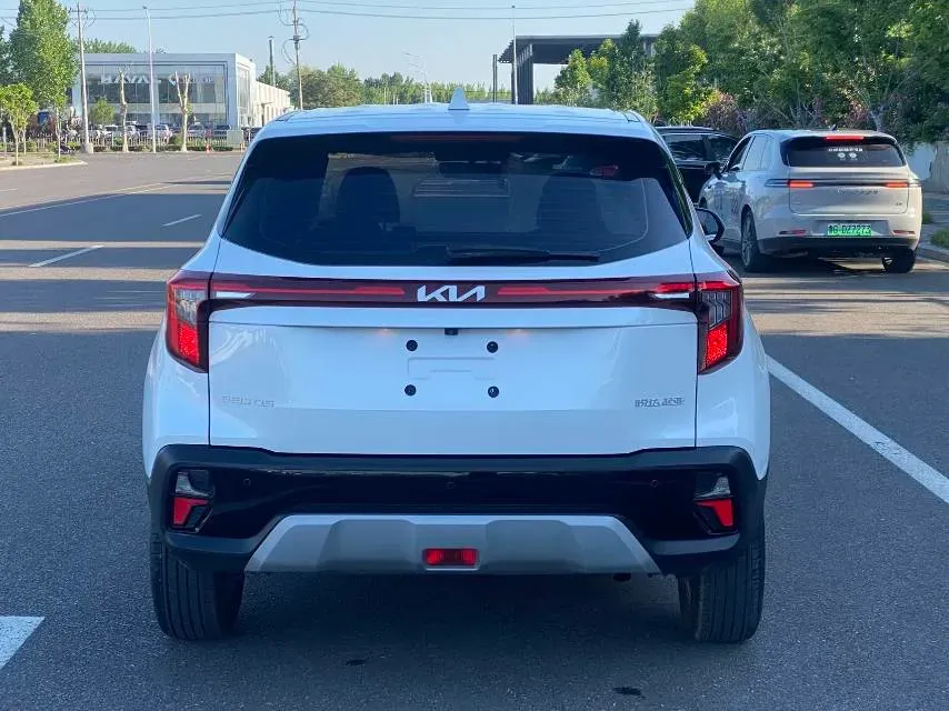 2023 Kia Seltos 1.5L 115HP L4 CVT,autocango,china used car exporter,china ev exporter,chinese used car exporter,chinese used ev exporter