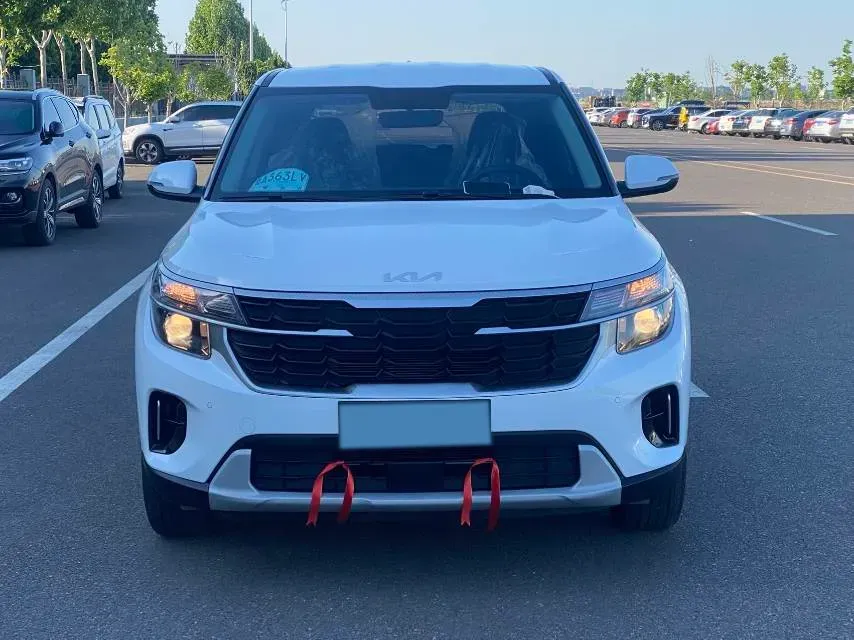 2023 Kia Seltos 1.5L 115HP L4 CVT,autocango,china used car exporter,china ev exporter,chinese used car exporter,chinese used ev exporter