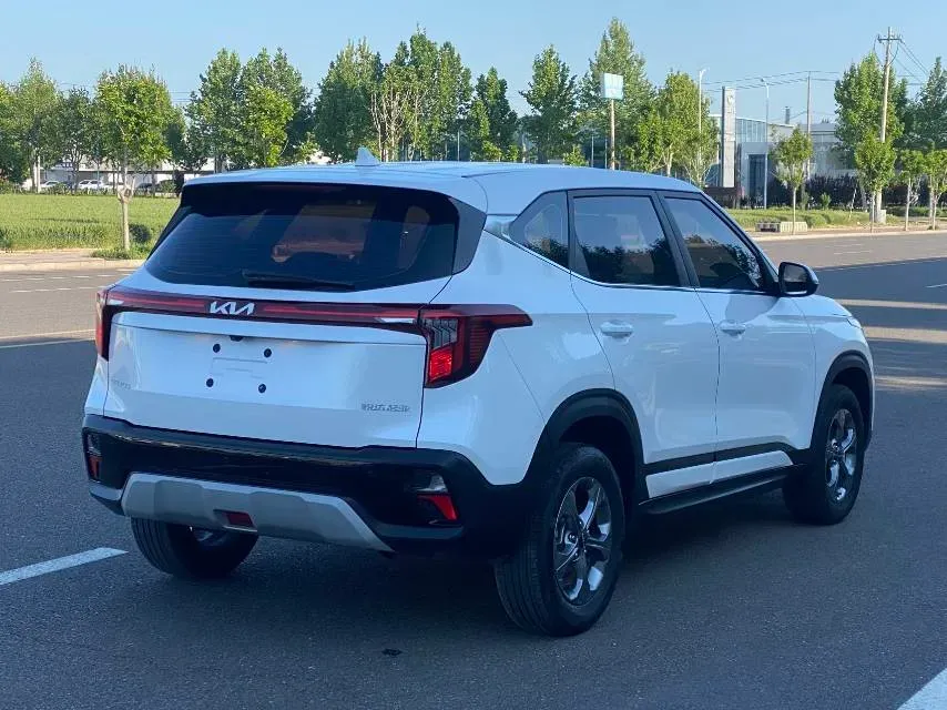 2023 Kia Seltos 1.5L 115HP L4 CVT,autocango,china used car exporter,china ev exporter,chinese used car exporter,chinese used ev exporter