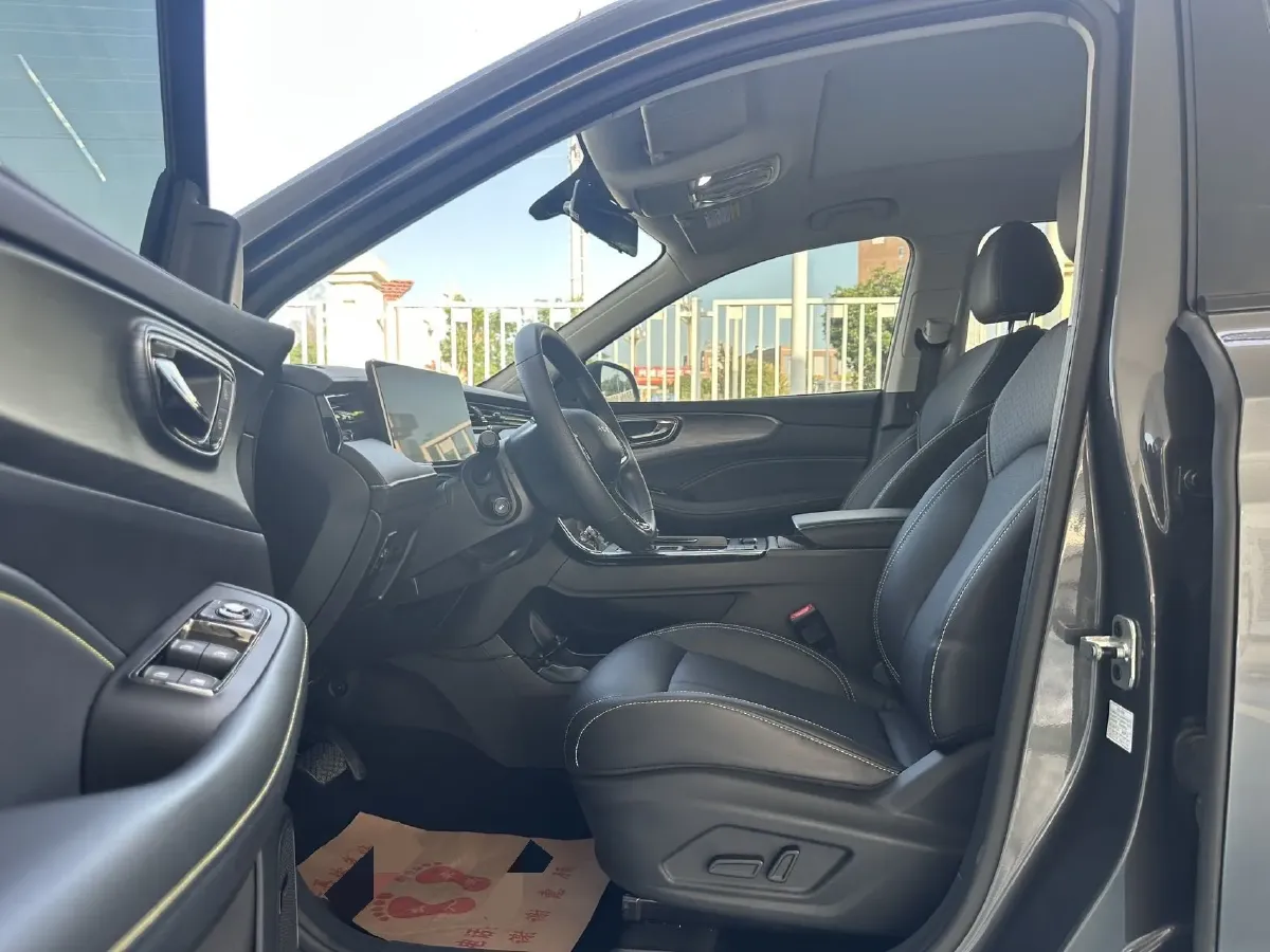 2021 Roewe RX5 1.5T 181HP L4 7DCT,autocango,china used car exporter,china ev exporter,chinese used car exporter,chinese used ev exporter