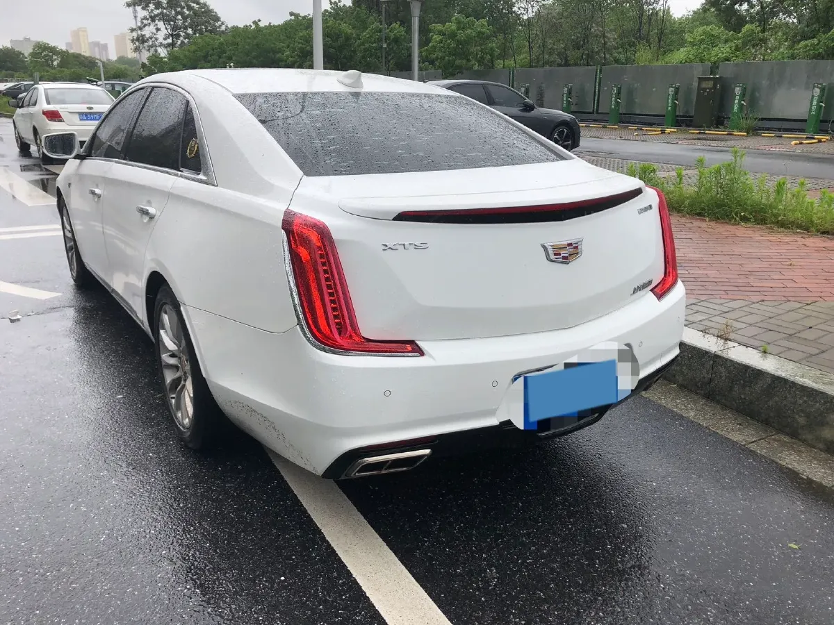 2018 Cadillac XTS 2.0T 269HP L4 6AT,autocango,china used car exporter,china ev exporter,chinese used car exporter,chinese used ev exporter