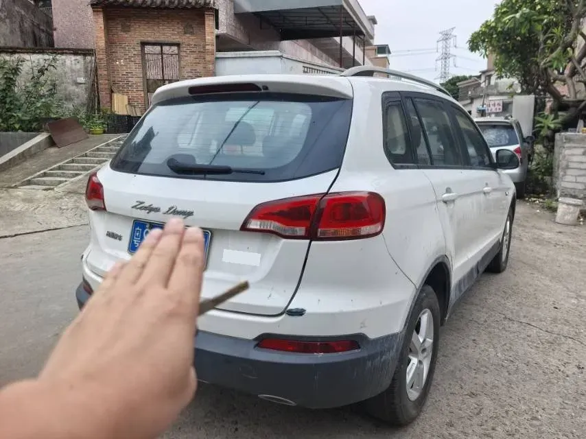 2017 Zotye Damy X5 1.6L 116HP L4 5MT,autocango,china used car exporter,china ev exporter,chinese used car exporter,chinese used ev exporter