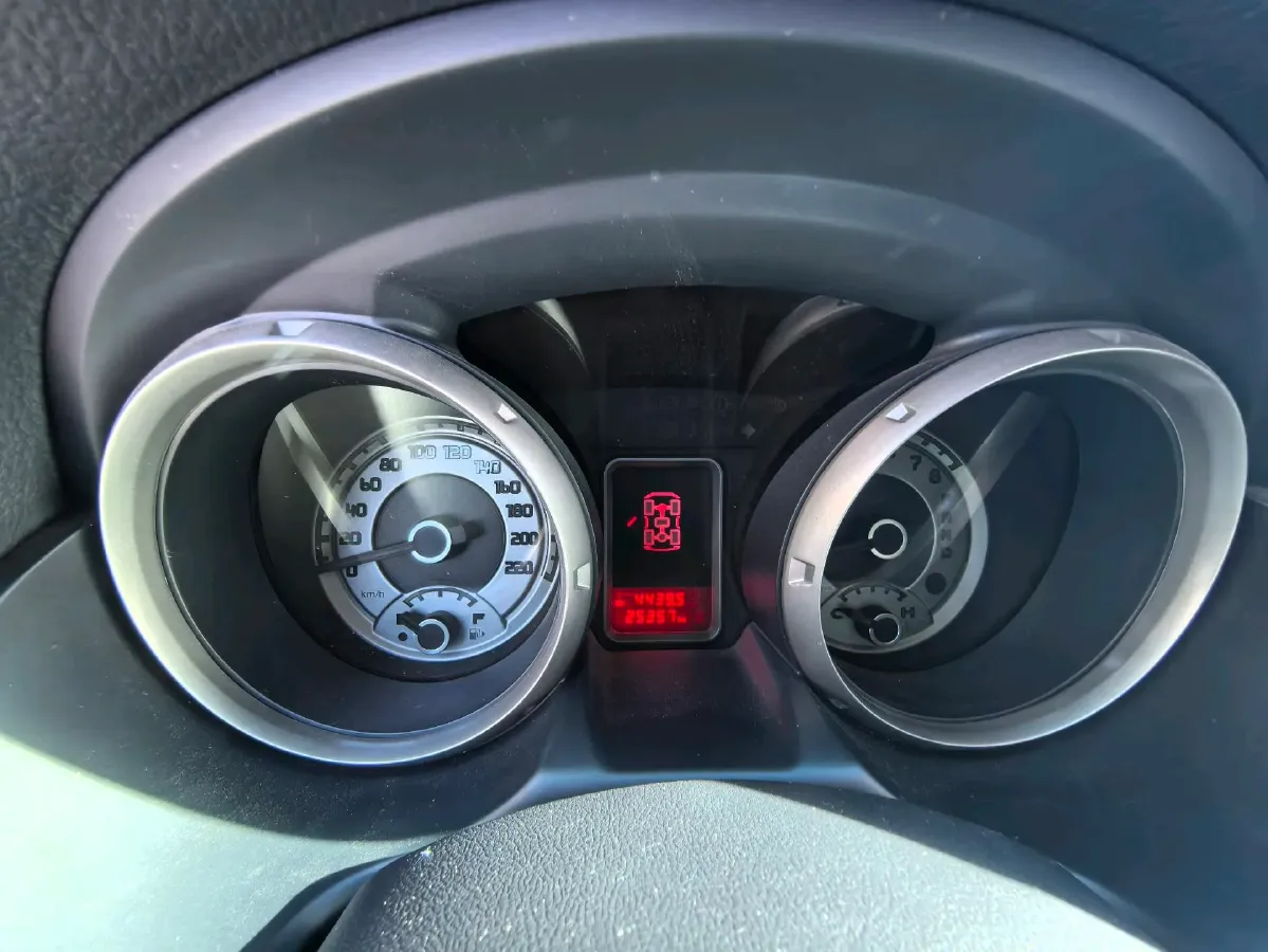 2020 Mitsubishi Pajero 3.0L 174HP V6 5AT,autocango,china used car exporter,china ev exporter,chinese used car exporter,chinese used ev exporter