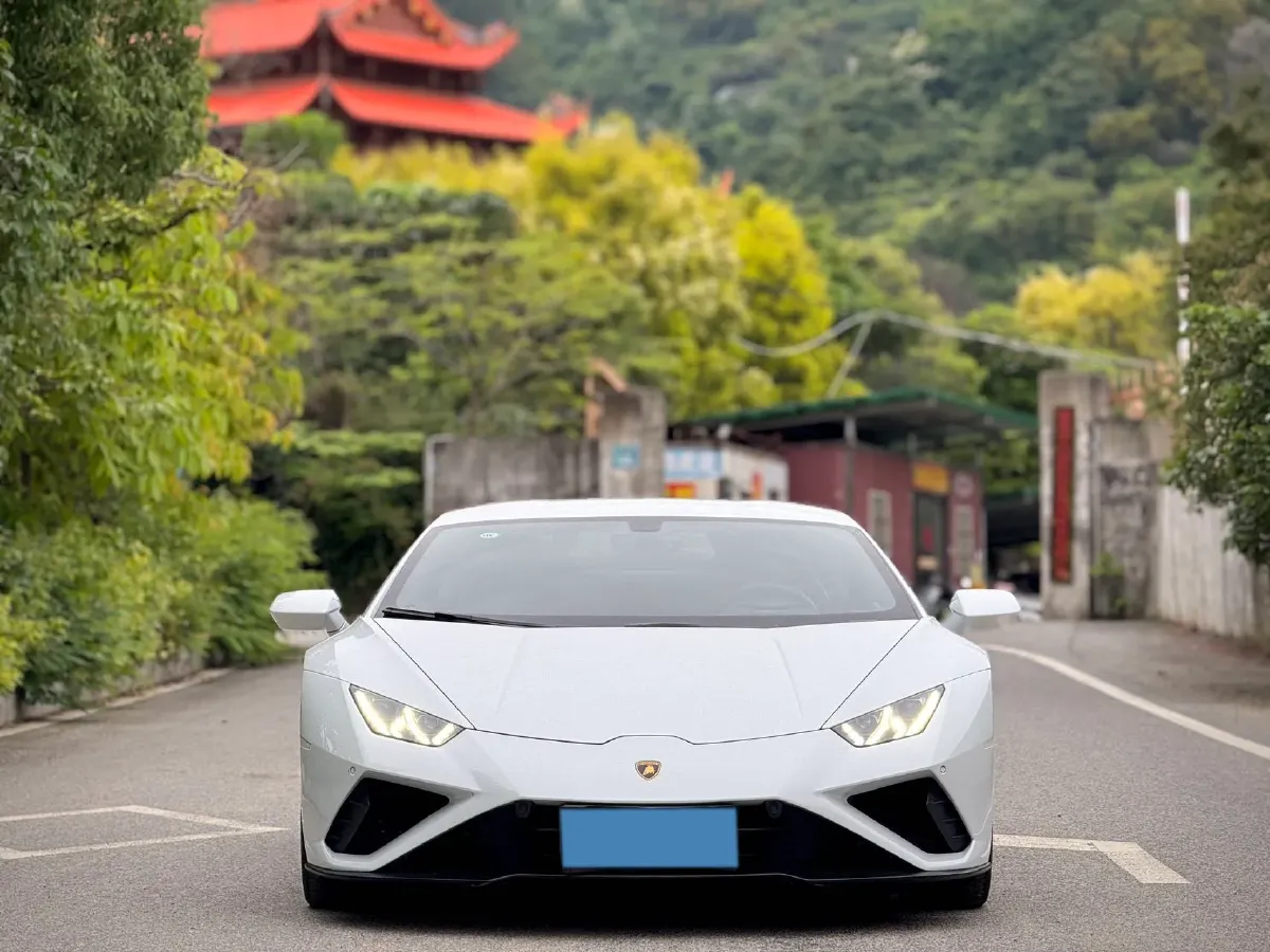 2020 Lamborghini Huracán 5.2L 611HP V10 7DCT,autocango,china used car exporter,china ev exporter,chinese used car exporter,chinese used ev exporter