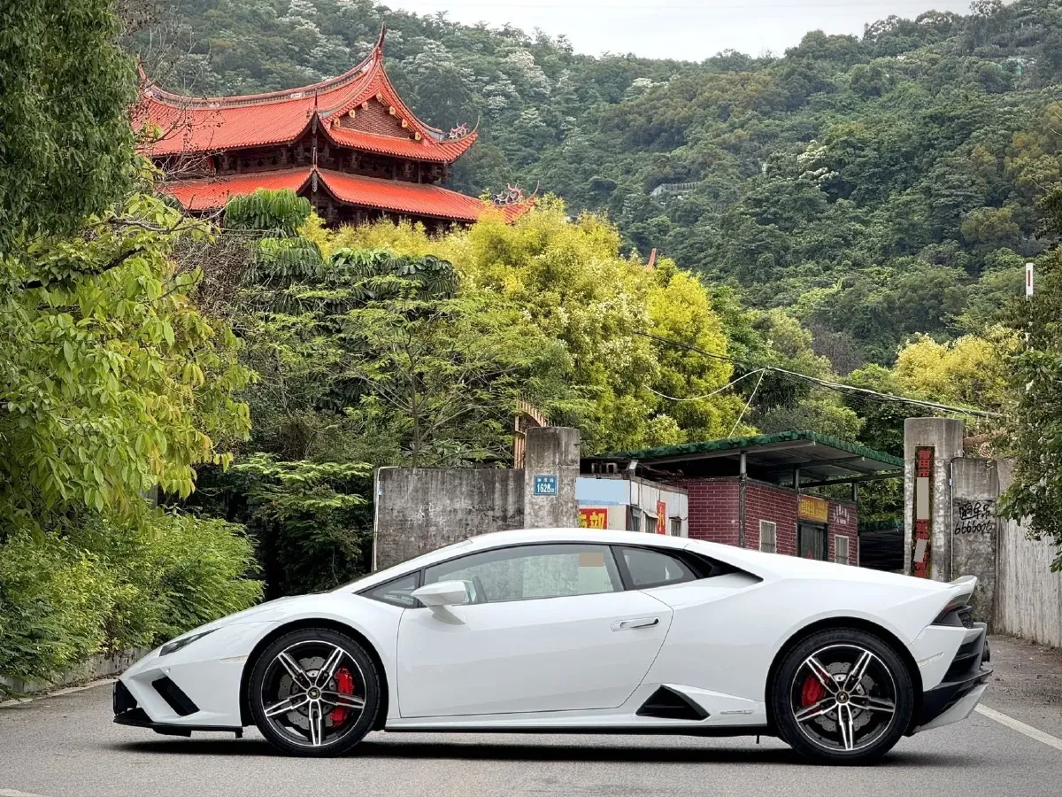 2020 Lamborghini Huracán 5.2L 611HP V10 7DCT,autocango,china used car exporter,china ev exporter,chinese used car exporter,chinese used ev exporter
