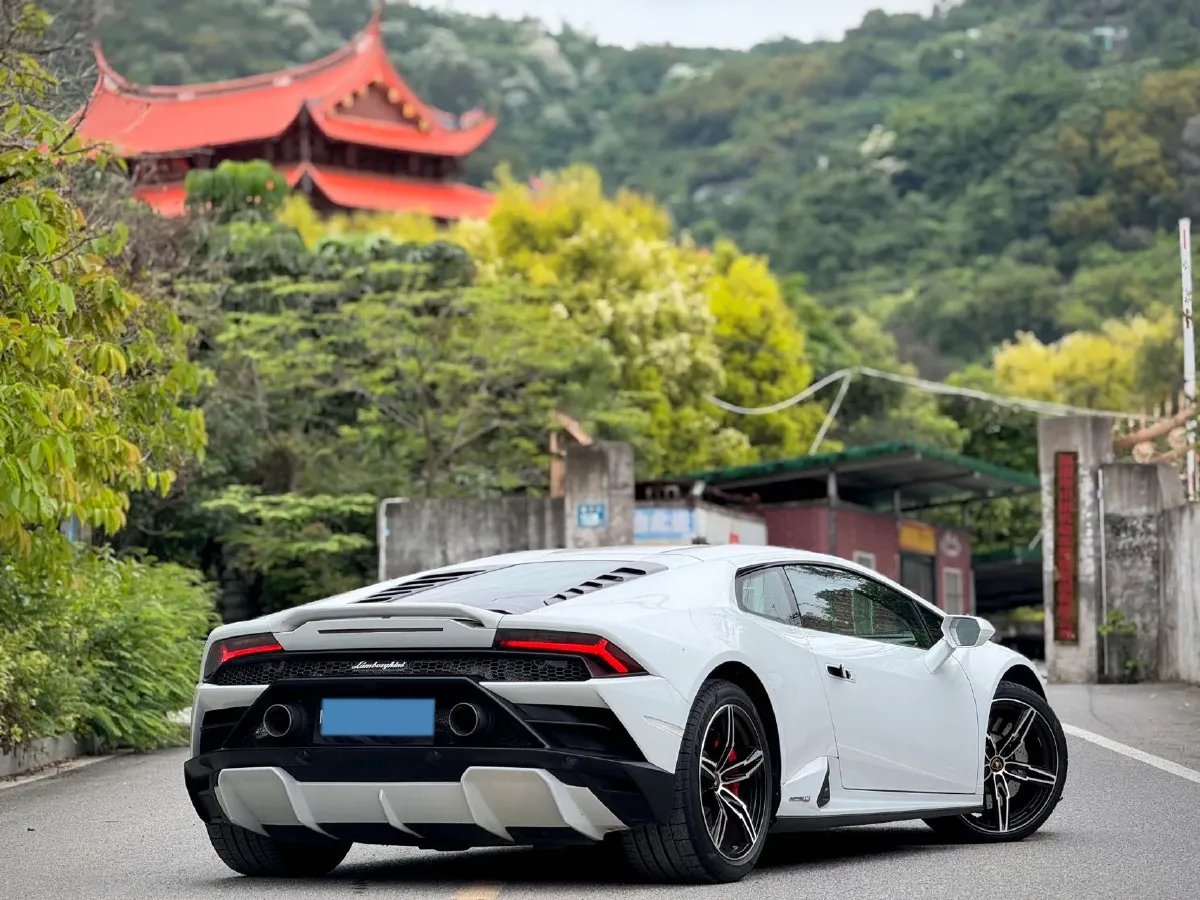 2020 Lamborghini Huracán 5.2L 611HP V10 7DCT,autocango,china used car exporter,china ev exporter,chinese used car exporter,chinese used ev exporter