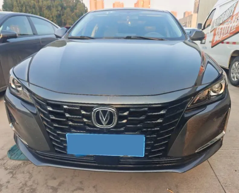 2022 ChangAn Raeton CC 1.5T 188HP L4 7DCT,autocango,china used car exporter,china ev exporter,chinese used car exporter,chinese used ev exporter