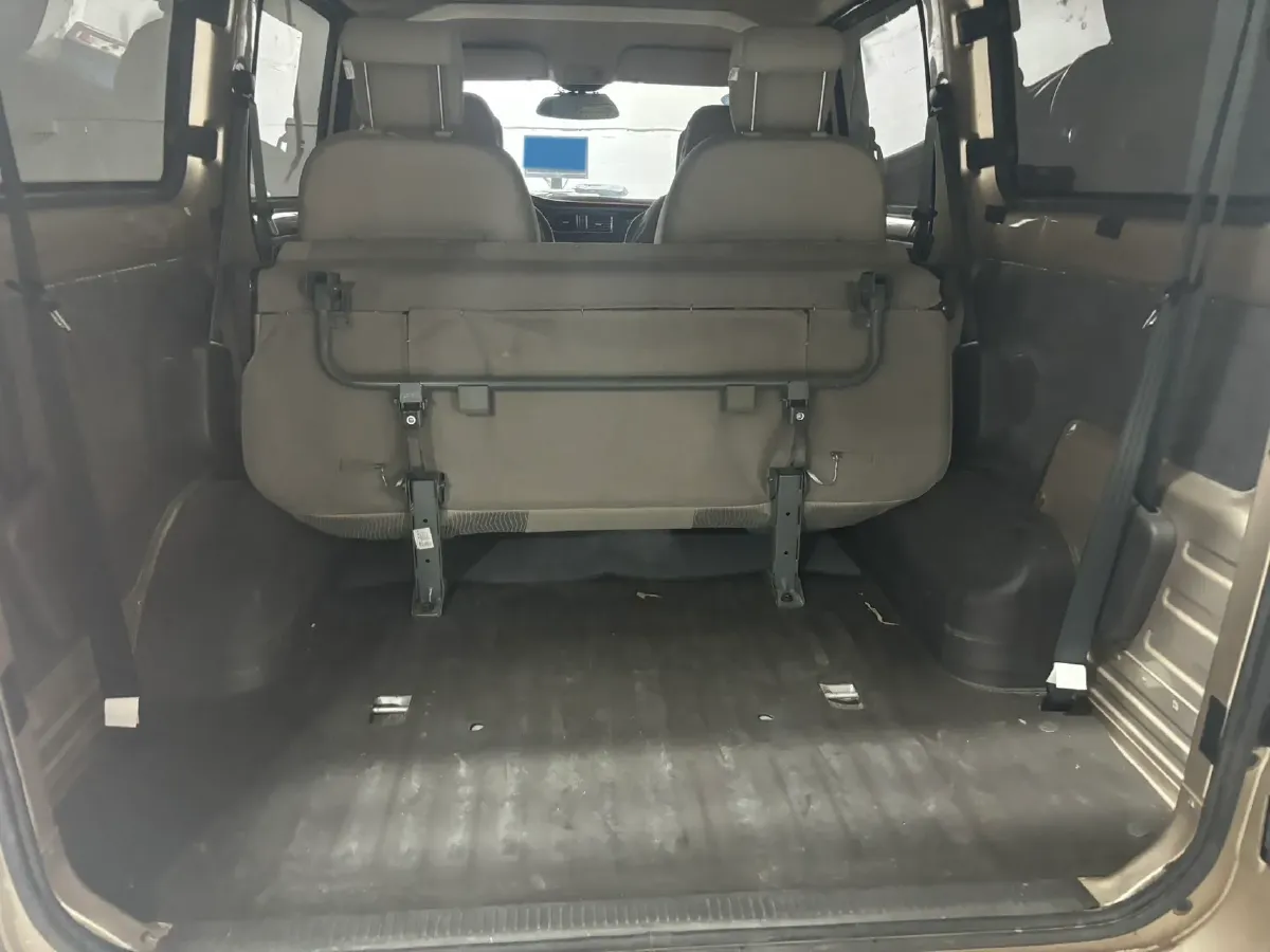 2018 WuLing RongGuang V 1.5L 112HP L4 5MT,autocango,china used car exporter,china ev exporter,chinese used car exporter,chinese used ev exporter
