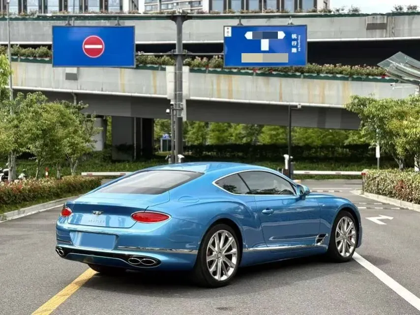 2022 Bentley Continental 4.0T 549HP V8 8DCT,autocango,china used car exporter,china ev exporter,chinese used car exporter,chinese used ev exporter
