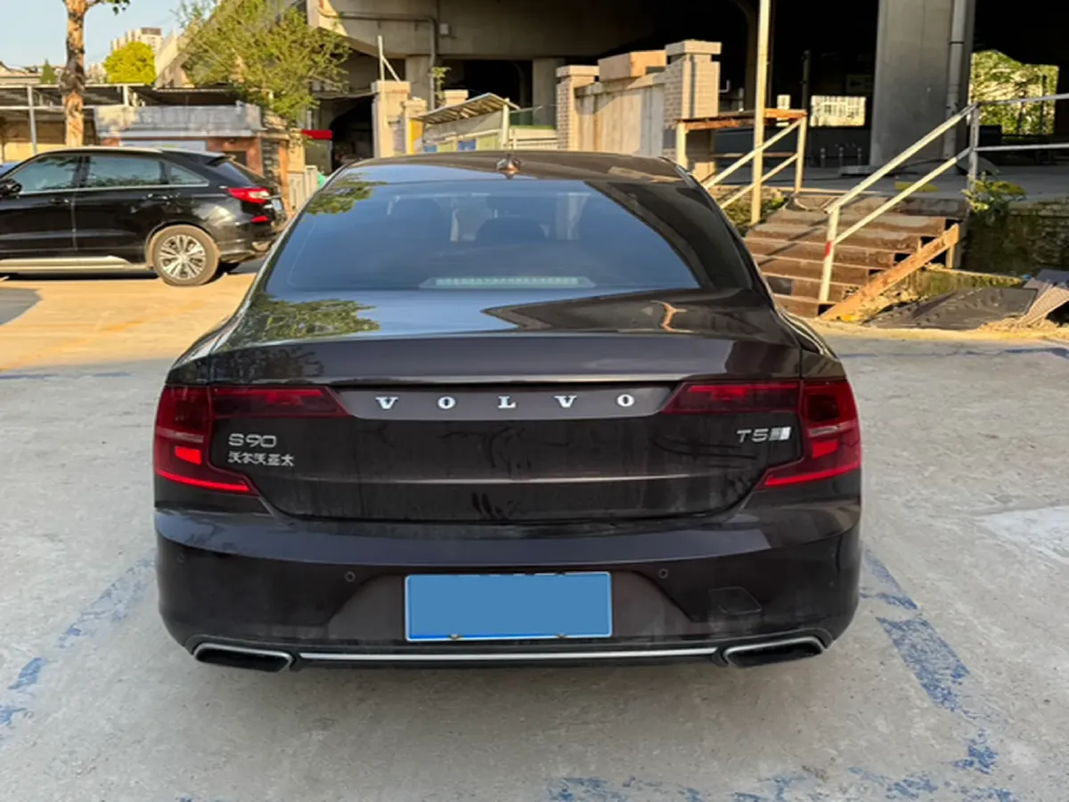 2020 Volvo S90 2.0T 254HP L4 8AT,autocango,china used car exporter,china ev exporter,chinese used car exporter,chinese used ev exporter