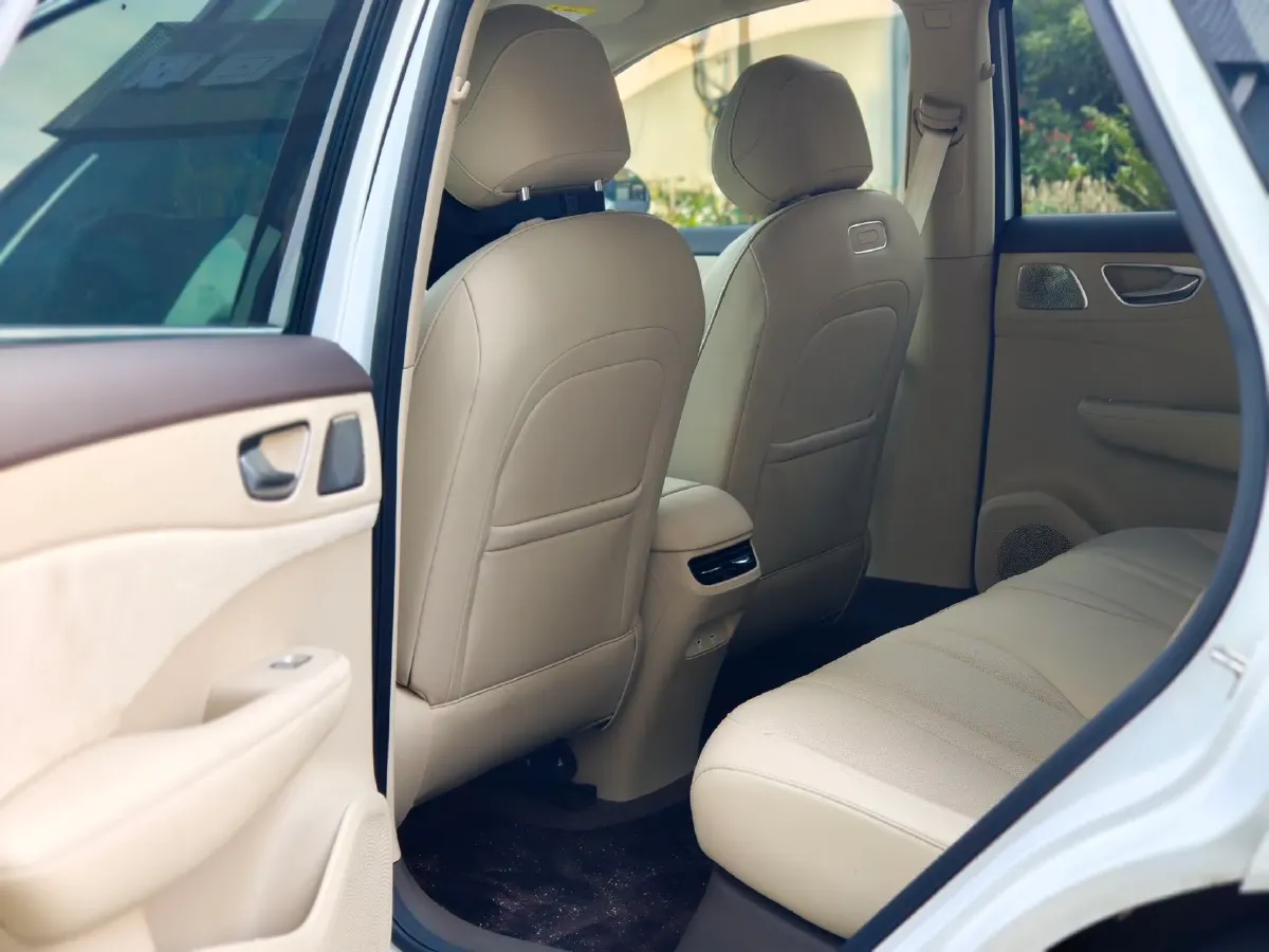 2025 HIMA Shangjie H5 BEV,autocango,china used car exporter,china ev exporter,chinese used car exporter,chinese used ev exporter