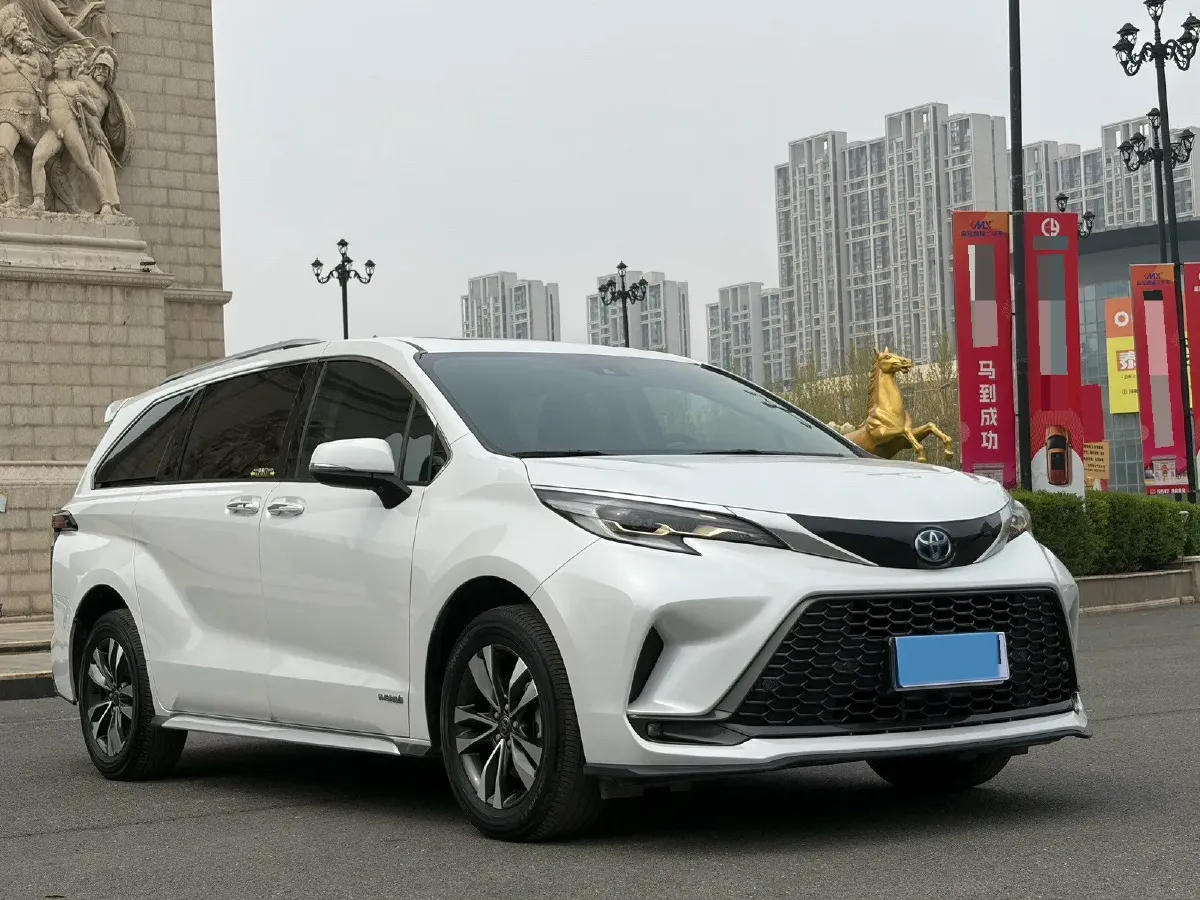 2023 Toyota Granvia 2.5L 189HP L4 E-CVT Hybrid,autocango,china used car exporter,china ev exporter,chinese used car exporter,chinese used ev exporter