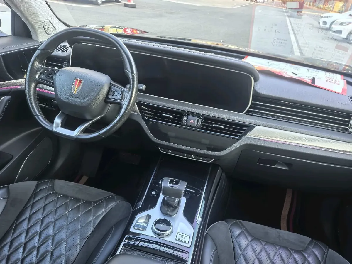 2019 HongQi HS5 2.0T 224HP L4 6AT,autocango,china used car exporter,china ev exporter,chinese used car exporter,chinese used ev exporter